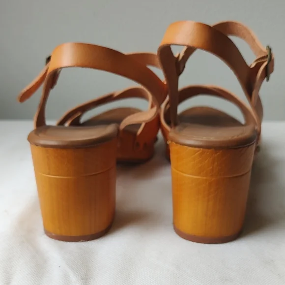 Cushionaire vegan sandals - Picture 4 of 9